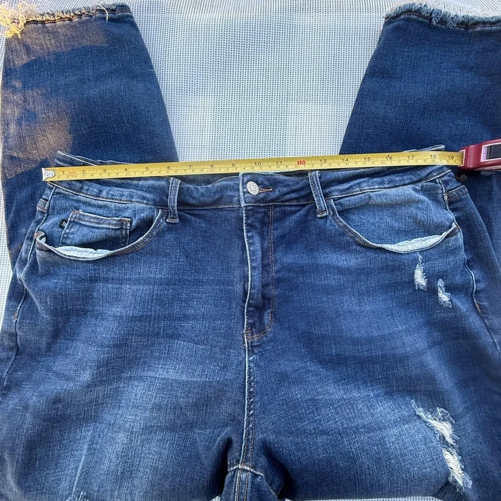Judy Blue WOMENS blue  Distressed Boyfriend Jeans 29W